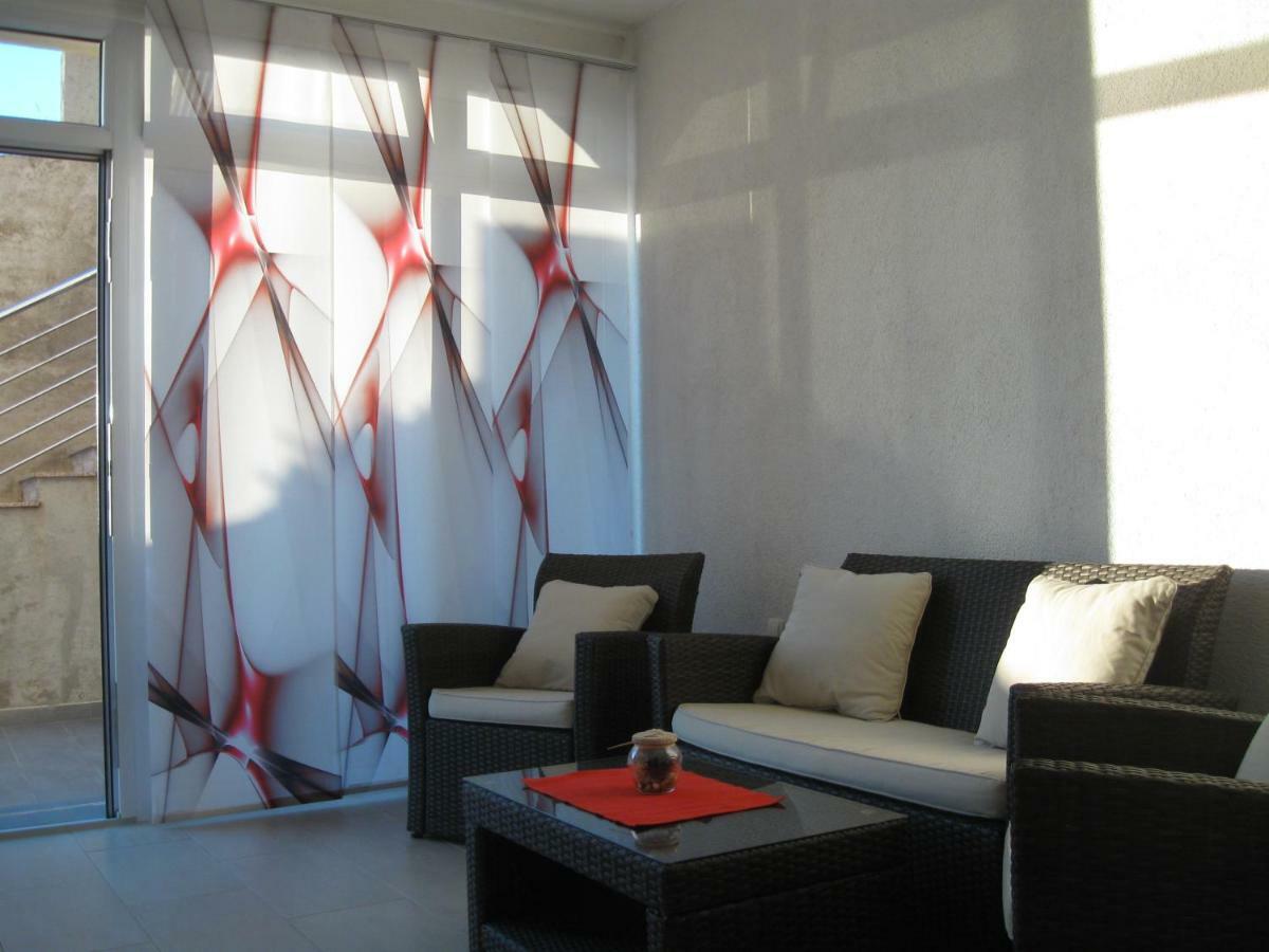 H&T Apartment Senj  Bagian luar foto