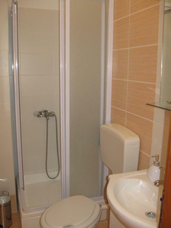 H&T Apartment Senj  Bagian luar foto